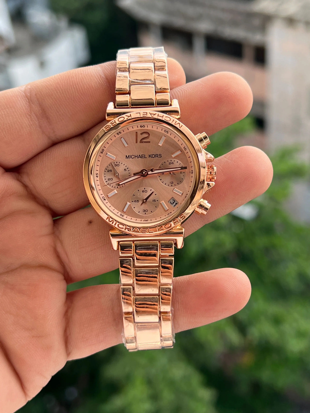 Rose Gold Chronograph Watch – Premium Two-Tone Design & Classic Style
