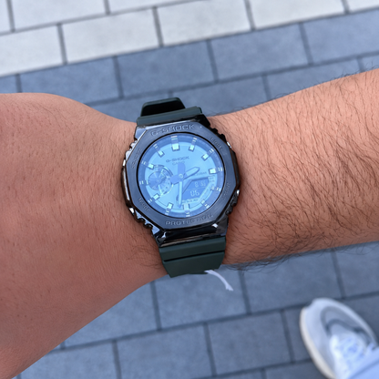 Rugged Men's Sports Watch – Premium Metal Bezel & Silicone Band
