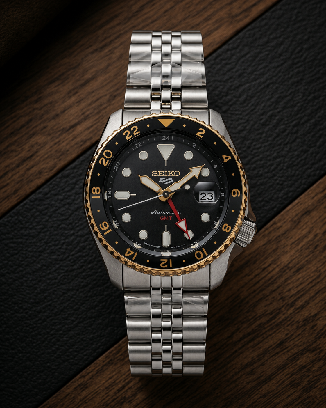 GMT Watch for Men – Luxury Travel Timepiece