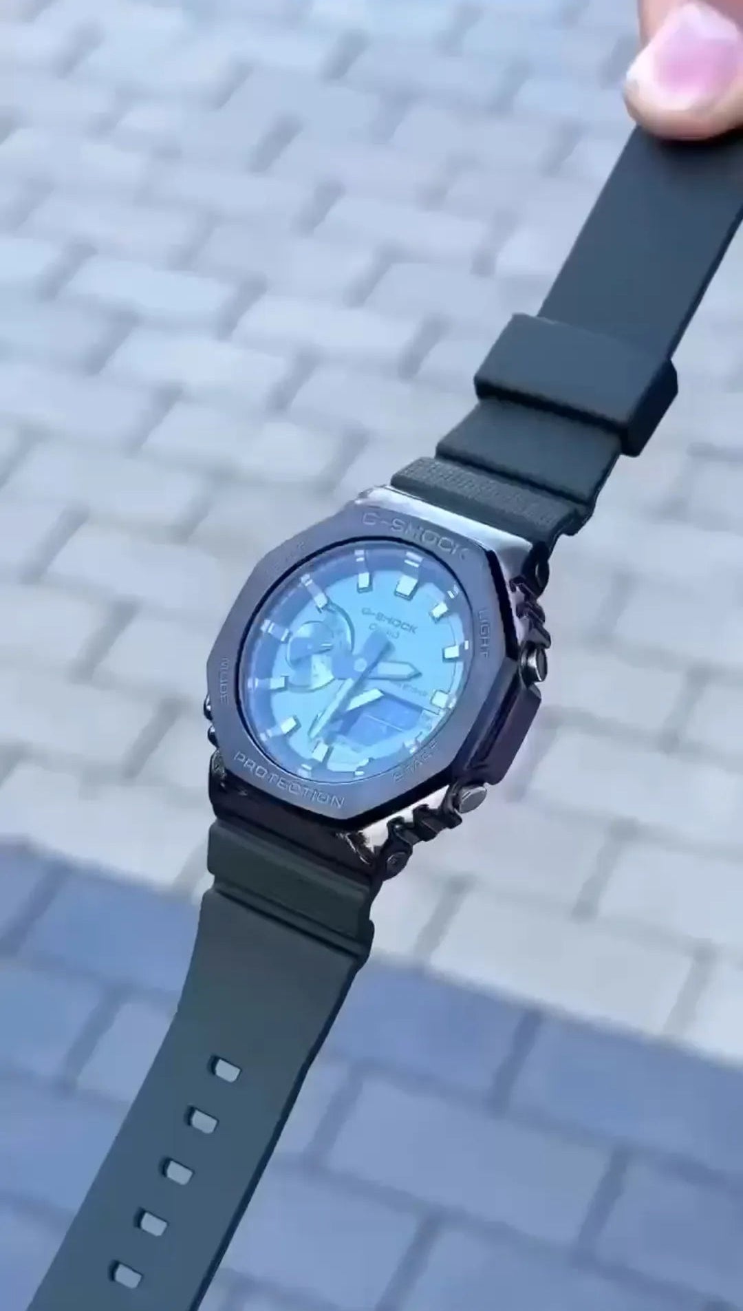 Rugged Men's Sports Watch – Premium Metal Bezel & Silicone Band