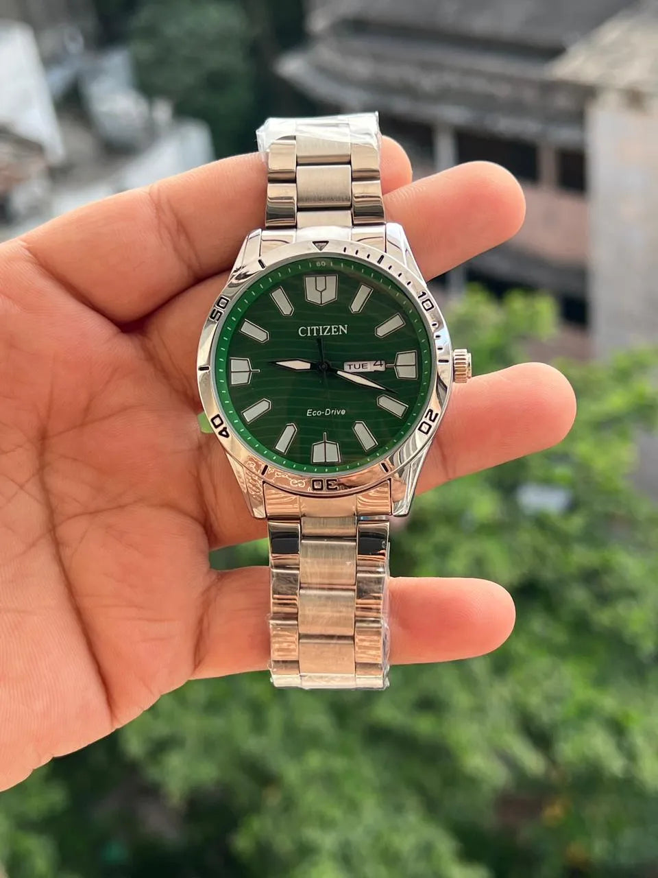 Men’s Analog Watch | Stainless Steel Bracelet & Elegant Dial