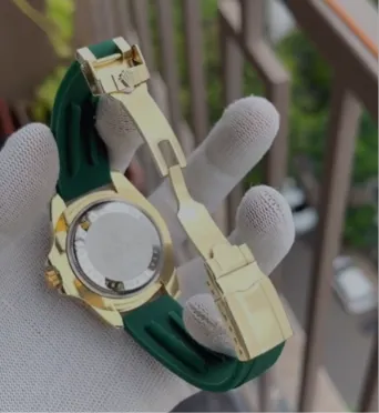 Premium Green Submariner Style Watch – Luxury Gold Finish